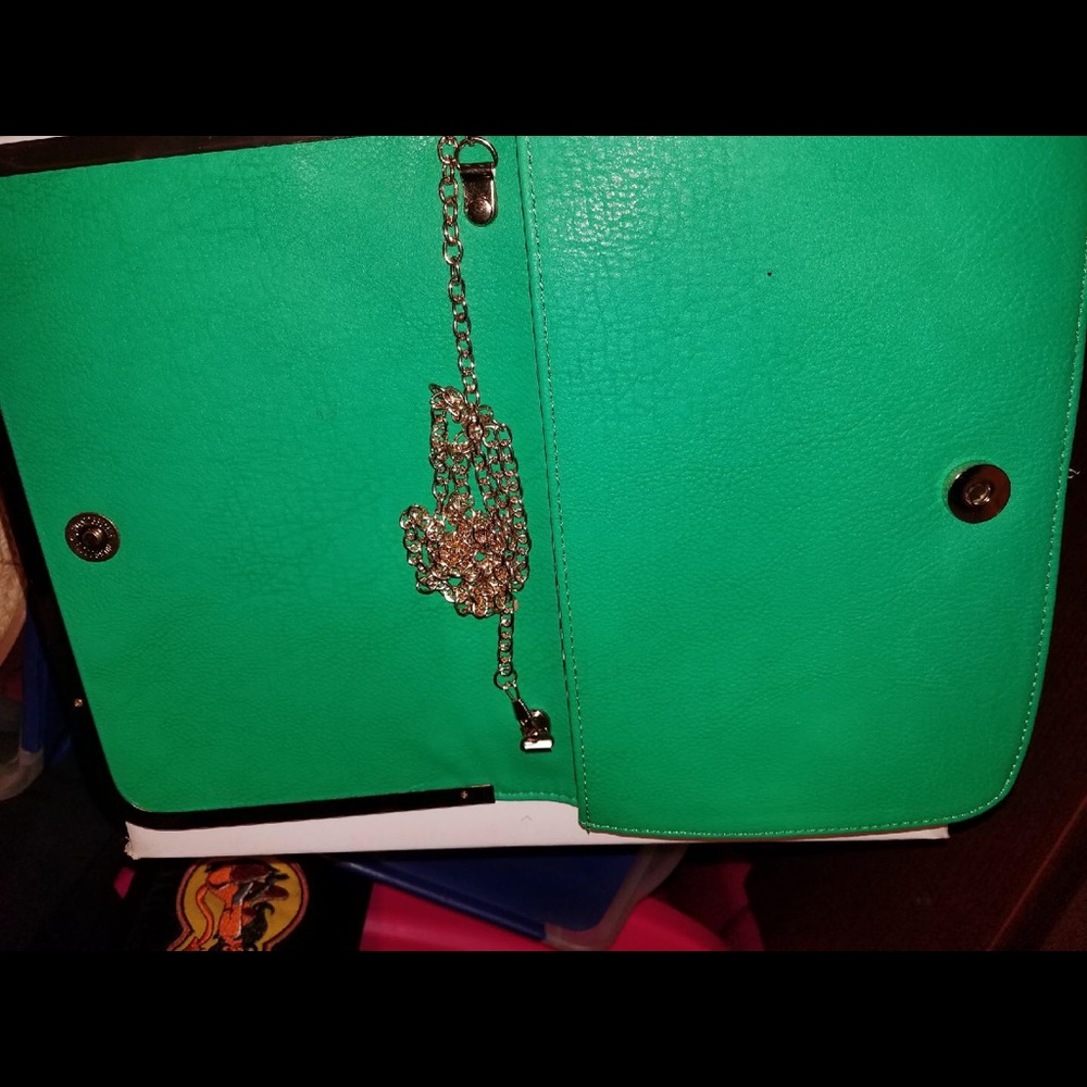 Green cross over purse